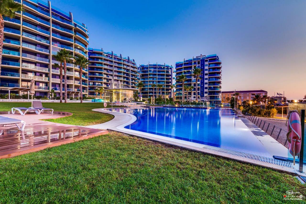 Torrevieja - Punta Prima Sea Senses Apartamento Exterior foto